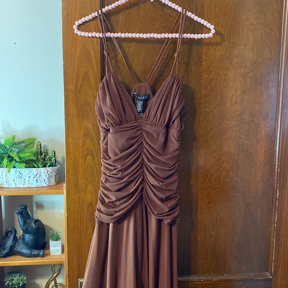Brand new Laundry by Shelli Segal brown beaded and ruched evening dress 😍😍😍 - Picture 3 of 16